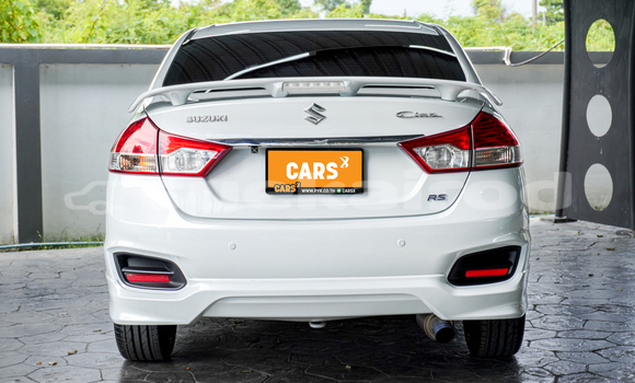 ซื้อ รถมือสอง Suzuki Ciaz ขาว รถยนต์ ใน %{เมือง} ใน กรุงเทพมหานคร ซื้อ รถมือสอง Suzuki Ciaz ขาว รถยนต์ ใน %{เมือง} ใน กรุงเทพมหานคร