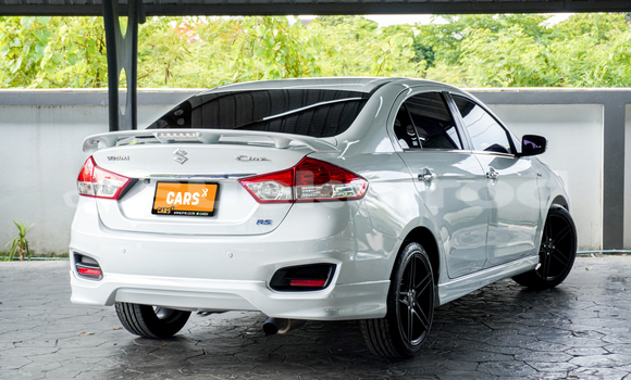 ซื้อ รถมือสอง Suzuki Ciaz ขาว รถยนต์ ใน %{เมือง} ใน กรุงเทพมหานคร ซื้อ รถมือสอง Suzuki Ciaz ขาว รถยนต์ ใน %{เมือง} ใน กรุงเทพมหานคร