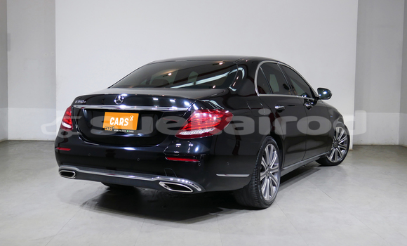 ซื้อ รถมือสอง Mercedes-Benz E-Classe สีดำ รถยนต์ ใน %{เมือง} ใน กรุงเทพมหานคร ซื้อ รถมือสอง Mercedes-Benz E-Classe สีดำ รถยนต์ ใน %{เมือง} ใน กรุงเทพมหานคร