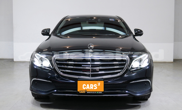 ซื้อ รถมือสอง Mercedes-Benz E-Classe สีดำ รถยนต์ ใน %{เมือง} ใน กรุงเทพมหานคร ซื้อ รถมือสอง Mercedes-Benz E-Classe สีดำ รถยนต์ ใน %{เมือง} ใน กรุงเทพมหานคร