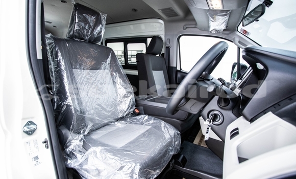 Buy Used Toyota Commuter White Car in Bangkok in Bangkok Buy Used Toyota Commuter White Car in Bangkok in Bangkok