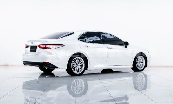 Buy Used Toyota Camry White Car in Bangkok in Bangkok Buy Used Toyota Camry White Car in Bangkok in Bangkok