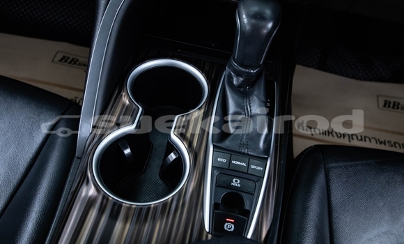 Buy Used Toyota Camry White Car in Bangkok in Bangkok Buy Used Toyota Camry White Car in Bangkok in Bangkok