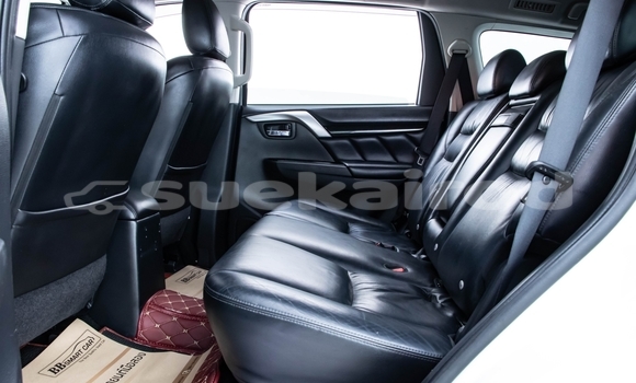 ซื้อ รถมือสอง Mitsubishi Pajero Sport ขาว รถยนต์ ใน %{เมือง} ใน กรุงเทพมหานคร ซื้อ รถมือสอง Mitsubishi Pajero Sport ขาว รถยนต์ ใน %{เมือง} ใน กรุงเทพมหานคร