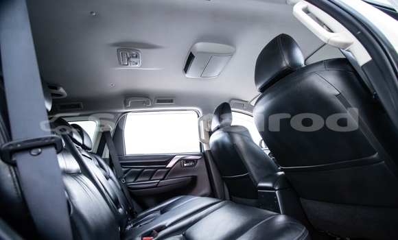 ซื้อ รถมือสอง Mitsubishi Pajero Sport ขาว รถยนต์ ใน %{เมือง} ใน กรุงเทพมหานคร ซื้อ รถมือสอง Mitsubishi Pajero Sport ขาว รถยนต์ ใน %{เมือง} ใน กรุงเทพมหานคร