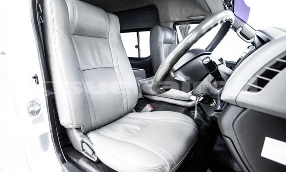 Buy Used Toyota Commuter Other Car in Bangkok in Bangkok Buy Used Toyota Commuter Other Car in Bangkok in Bangkok