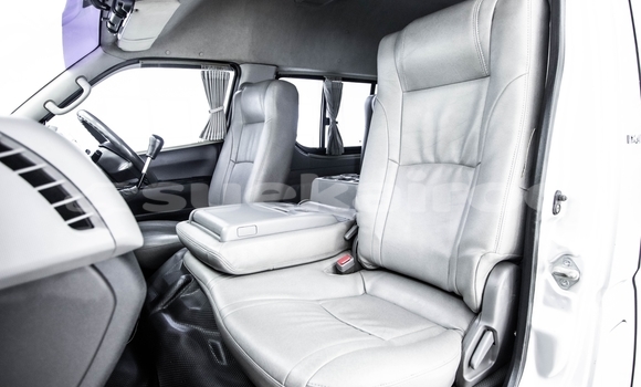 Buy Used Toyota Commuter Other Car in Bangkok in Bangkok Buy Used Toyota Commuter Other Car in Bangkok in Bangkok