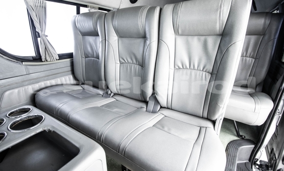 Buy Used Toyota Commuter Other Car in Bangkok in Bangkok Buy Used Toyota Commuter Other Car in Bangkok in Bangkok