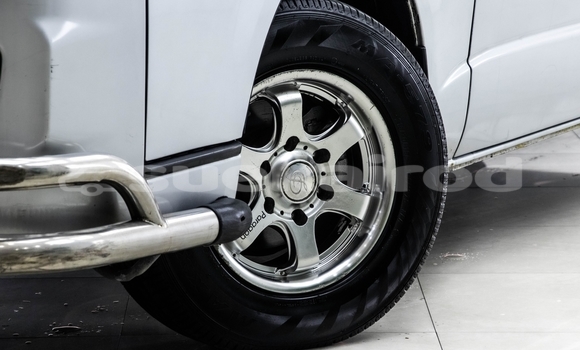 Buy Used Toyota Commuter Other Car in Bangkok in Bangkok Buy Used Toyota Commuter Other Car in Bangkok in Bangkok