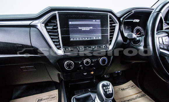 ซื้อ รถมือสอง Isuzu D-Max ขาว รถยนต์ ใน %{เมือง} ใน กรุงเทพมหานคร ซื้อ รถมือสอง Isuzu D-Max ขาว รถยนต์ ใน %{เมือง} ใน กรุงเทพมหานคร