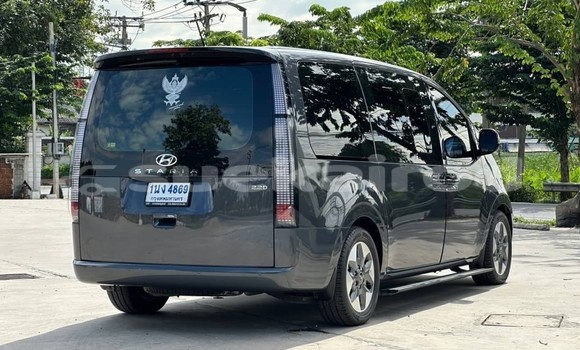 Buy Used Hyundai Grand Starex Black Car in Bangkok in Bangkok Buy Used Hyundai Grand Starex Black Car in Bangkok in Bangkok