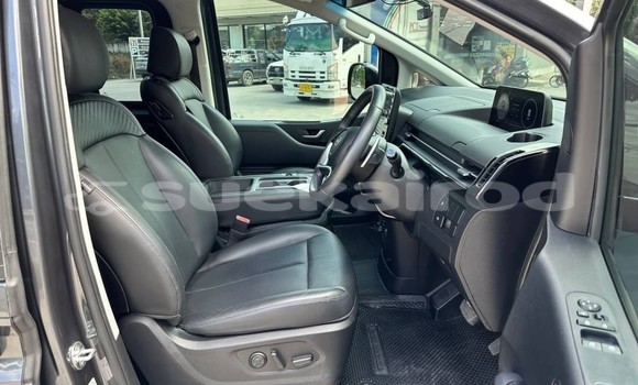 Buy Used Hyundai Grand Starex Black Car in Bangkok in Bangkok Buy Used Hyundai Grand Starex Black Car in Bangkok in Bangkok