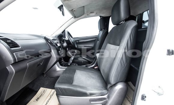 Buy Used Isuzu D-Max White Car in Bangkok in Bangkok Buy Used Isuzu D-Max White Car in Bangkok in Bangkok