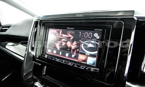 Buy Used Toyota Vellfire White Car in Bangkok in Bangkok Buy Used Toyota Vellfire White Car in Bangkok in Bangkok