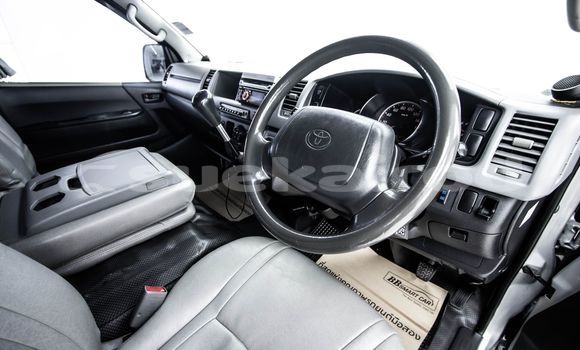 Buy Used Toyota Commuter Other Car in Bangkok in Bangkok Buy Used Toyota Commuter Other Car in Bangkok in Bangkok