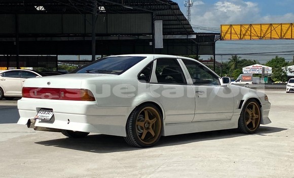 Buy Used Nissan Cefiro White Car in Bangkok in Bangkok Buy Used Nissan Cefiro White Car in Bangkok in Bangkok