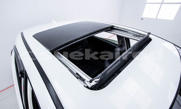 Buy Used Honda HR-V White Car in Bangkok in Bangkok Buy Used Honda HR-V White Car in Bangkok in Bangkok