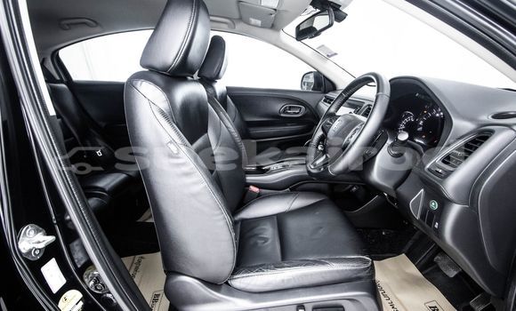 ซื้อ รถมือสอง Honda HR-V สีดำ รถยนต์ ใน %{เมือง} ใน กรุงเทพมหานคร ซื้อ รถมือสอง Honda HR-V สีดำ รถยนต์ ใน %{เมือง} ใน กรุงเทพมหานคร