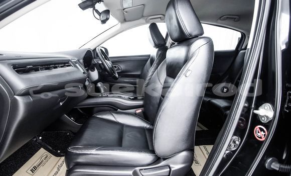 ซื้อ รถมือสอง Honda HR-V สีดำ รถยนต์ ใน %{เมือง} ใน กรุงเทพมหานคร ซื้อ รถมือสอง Honda HR-V สีดำ รถยนต์ ใน %{เมือง} ใน กรุงเทพมหานคร