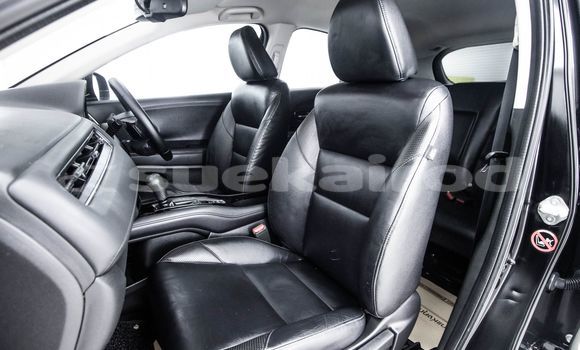 ซื้อ รถมือสอง Honda HR-V สีดำ รถยนต์ ใน %{เมือง} ใน กรุงเทพมหานคร ซื้อ รถมือสอง Honda HR-V สีดำ รถยนต์ ใน %{เมือง} ใน กรุงเทพมหานคร