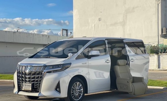 Buy Used Toyota Alphard White Car in Bangkok in Bangkok Buy Used Toyota Alphard White Car in Bangkok in Bangkok