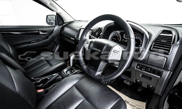 ซื้อ รถมือสอง Isuzu MU-X สีดำ รถยนต์ ใน %{เมือง} ใน กรุงเทพมหานคร ซื้อ รถมือสอง Isuzu MU-X สีดำ รถยนต์ ใน %{เมือง} ใน กรุงเทพมหานคร