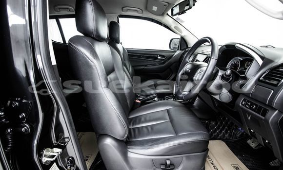 ซื้อ รถมือสอง Isuzu MU-X สีดำ รถยนต์ ใน %{เมือง} ใน กรุงเทพมหานคร ซื้อ รถมือสอง Isuzu MU-X สีดำ รถยนต์ ใน %{เมือง} ใน กรุงเทพมหานคร