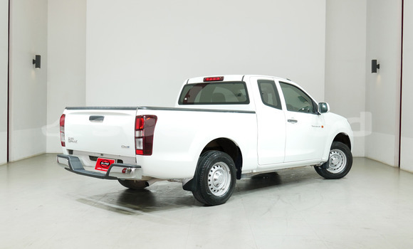 ซื้อ รถมือสอง Isuzu D–MAX ขาว รถยนต์ ใน %{เมือง} ใน กรุงเทพมหานคร ซื้อ รถมือสอง Isuzu D–MAX ขาว รถยนต์ ใน %{เมือง} ใน กรุงเทพมหานคร