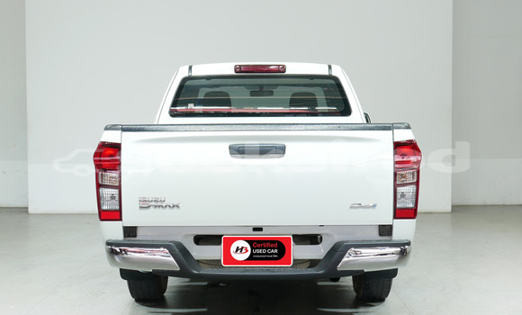 ซื้อ รถมือสอง Isuzu D–MAX ขาว รถยนต์ ใน %{เมือง} ใน กรุงเทพมหานคร ซื้อ รถมือสอง Isuzu D–MAX ขาว รถยนต์ ใน %{เมือง} ใน กรุงเทพมหานคร