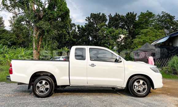 Buy Used Toyota Vigo White Car in Bangkok in Bangkok Buy Used Toyota Vigo White Car in Bangkok in Bangkok