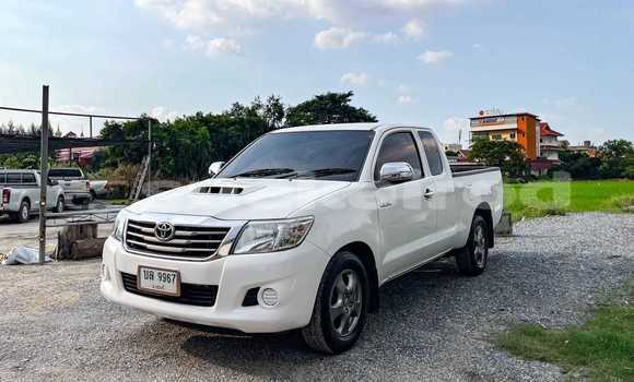 Buy Used Toyota Vigo White Car in Bangkok in Bangkok Buy Used Toyota Vigo White Car in Bangkok in Bangkok