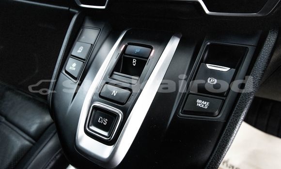 Buy Used Honda CR-V White Car in Bangkok in Bangkok Buy Used Honda CR-V White Car in Bangkok in Bangkok