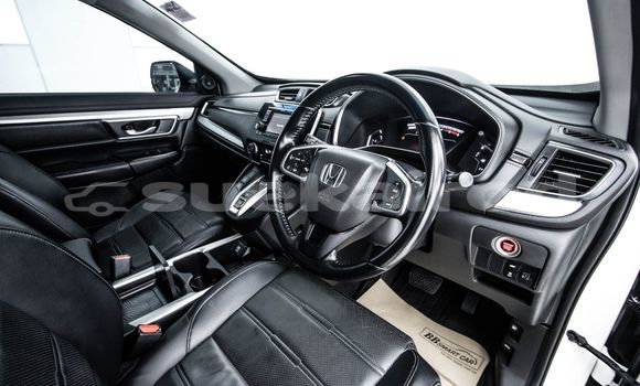 Buy Used Honda CR-V White Car in Bangkok in Bangkok Buy Used Honda CR-V White Car in Bangkok in Bangkok