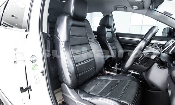 Buy Used Honda CR-V White Car in Bangkok in Bangkok Buy Used Honda CR-V White Car in Bangkok in Bangkok