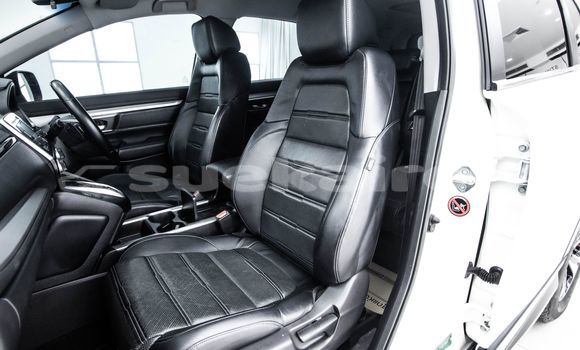 Buy Used Honda CR-V White Car in Bangkok in Bangkok Buy Used Honda CR-V White Car in Bangkok in Bangkok