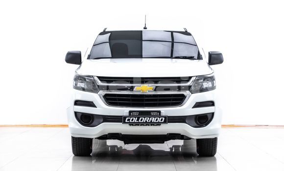 Buy Used Chevrolet Colorado White Car in Bangkok in Bangkok Buy Used Chevrolet Colorado White Car in Bangkok in Bangkok