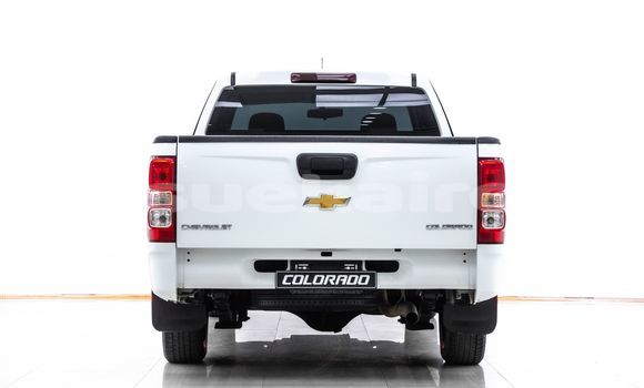 Buy Used Chevrolet Colorado White Car in Bangkok in Bangkok Buy Used Chevrolet Colorado White Car in Bangkok in Bangkok