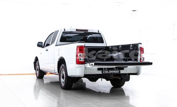 Buy Used Chevrolet Colorado White Car in Bangkok in Bangkok Buy Used Chevrolet Colorado White Car in Bangkok in Bangkok