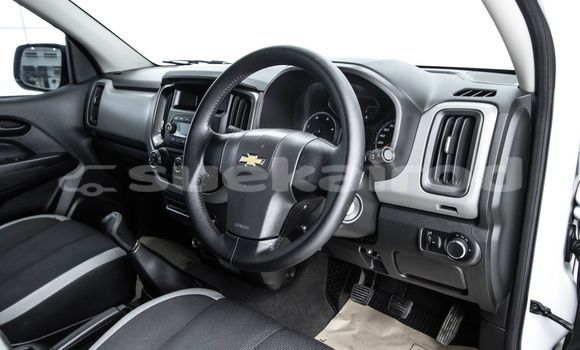 Buy Used Chevrolet Colorado White Car in Bangkok in Bangkok Buy Used Chevrolet Colorado White Car in Bangkok in Bangkok