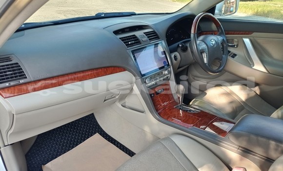 Buy Used Toyota Camry White Car in Chiang Mai in Chiang Mai Buy Used Toyota Camry White Car in Chiang Mai in Chiang Mai