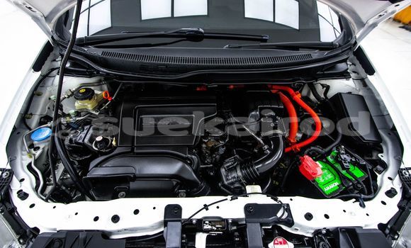 Buy Used Honda Civic White Car in Bangkok in Bangkok Buy Used Honda Civic White Car in Bangkok in Bangkok