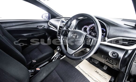 ซื้อ รถมือสอง Toyota Yaris สีดำ รถยนต์ ใน %{เมือง} ใน กรุงเทพมหานคร ซื้อ รถมือสอง Toyota Yaris สีดำ รถยนต์ ใน %{เมือง} ใน กรุงเทพมหานคร