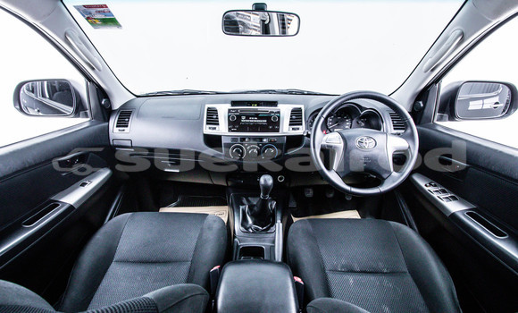 ซื้อ รถมือสอง Toyota Hiluxe VIGO สีดำ รถยนต์ ใน %{เมือง} ใน กรุงเทพมหานคร ซื้อ รถมือสอง Toyota Hiluxe VIGO สีดำ รถยนต์ ใน %{เมือง} ใน กรุงเทพมหานคร