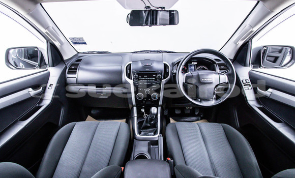 Buy Used Isuzu D-Max Black Car in Bangkok in Bangkok Buy Used Isuzu D-Max Black Car in Bangkok in Bangkok