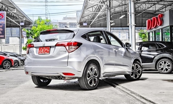 ซื้อ รถมือสอง Honda HR-V เงิน รถยนต์ ใน %{เมือง} ใน บึงกาฬ ซื้อ รถมือสอง Honda HR-V เงิน รถยนต์ ใน %{เมือง} ใน บึงกาฬ