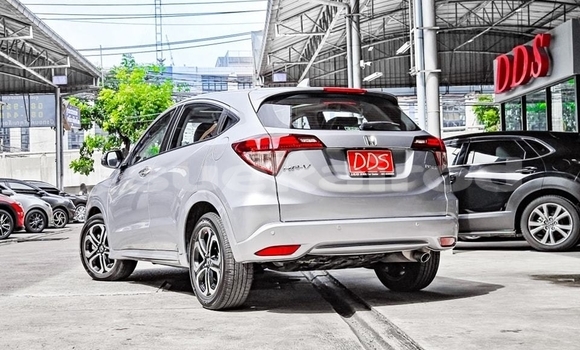 ซื้อ รถมือสอง Honda HR-V เงิน รถยนต์ ใน %{เมือง} ใน บึงกาฬ ซื้อ รถมือสอง Honda HR-V เงิน รถยนต์ ใน %{เมือง} ใน บึงกาฬ