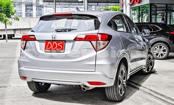 ซื้อ รถมือสอง Honda HR-V เงิน รถยนต์ ใน %{เมือง} ใน บึงกาฬ ซื้อ รถมือสอง Honda HR-V เงิน รถยนต์ ใน %{เมือง} ใน บึงกาฬ