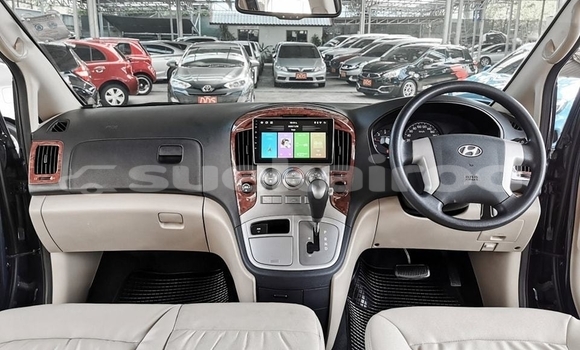 ซื้อ รถมือสอง Hyundai H1 สีน้ำเงิน รถยนต์ ใน %{เมือง} ใน กรุงเทพมหานคร ซื้อ รถมือสอง Hyundai H1 สีน้ำเงิน รถยนต์ ใน %{เมือง} ใน กรุงเทพมหานคร