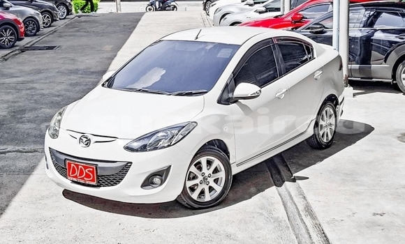 ซื้อ รถมือสอง Mazda 2 ขาว รถยนต์ ใน %{เมือง} ใน กรุงเทพมหานคร ซื้อ รถมือสอง Mazda 2 ขาว รถยนต์ ใน %{เมือง} ใน กรุงเทพมหานคร