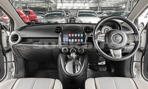 ซื้อ รถมือสอง Mazda 2 ขาว รถยนต์ ใน %{เมือง} ใน กรุงเทพมหานคร ซื้อ รถมือสอง Mazda 2 ขาว รถยนต์ ใน %{เมือง} ใน กรุงเทพมหานคร